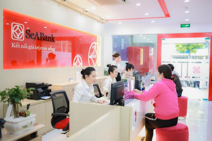 SeABank lần thứ 5 liên tiếp được vinh danh Doanh nghiệp xuất sắc đại diện Việt Nam tại The Bizz