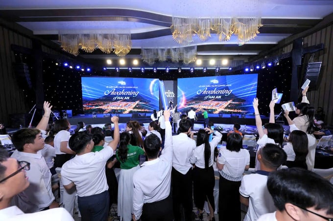 Lumira Ville được giới thiệu trong không khí bùng nổ của sự kiện, với sự tham dự của các đại lý chiến lược cùng nhân viên kinh doanh toàn miền Bắc.