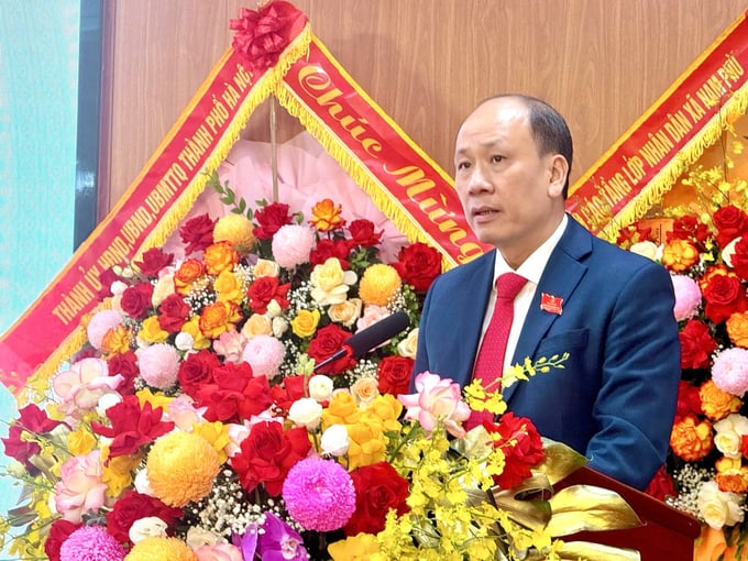 nam-phu-4