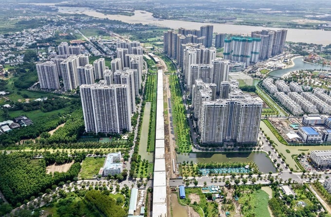 Bất động sản TP.HCM bung hàng mạnh, biệt thự triệu đô và căn hộ bình dân cùng hút khách. Ảnh minh hoạ.