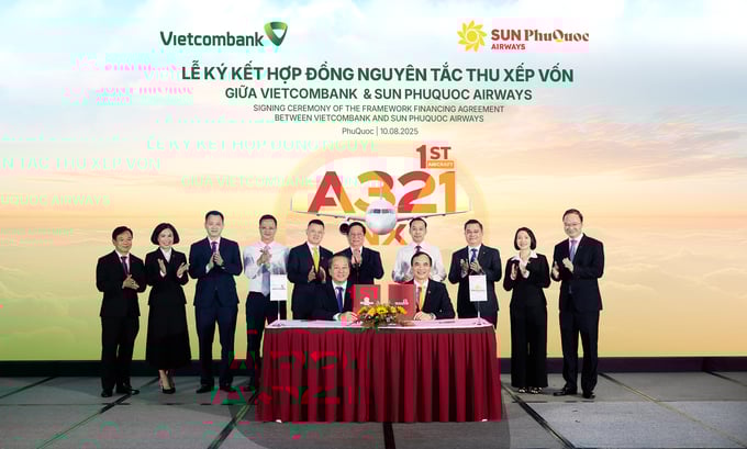 le-ky-ket-sun-phu-quoc-airways-vietcombank (2)