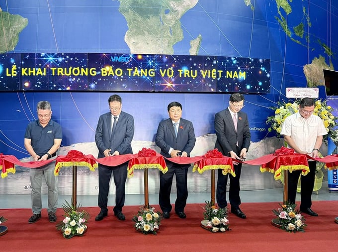 bảo tàng vũ tru2