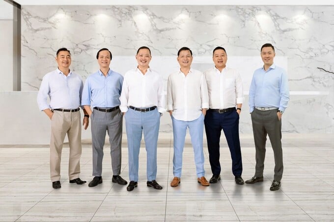 “Lãnh đạo doanh nghiệp không chỉ ngồi chờ thị trường, mà phải chủ động kiến tạo thời cơ”. Đây là tâm thế của Ban lãnh đạo tại Phát Đạt.