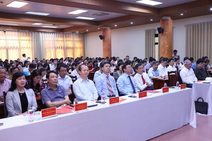 TẬP HUẤN