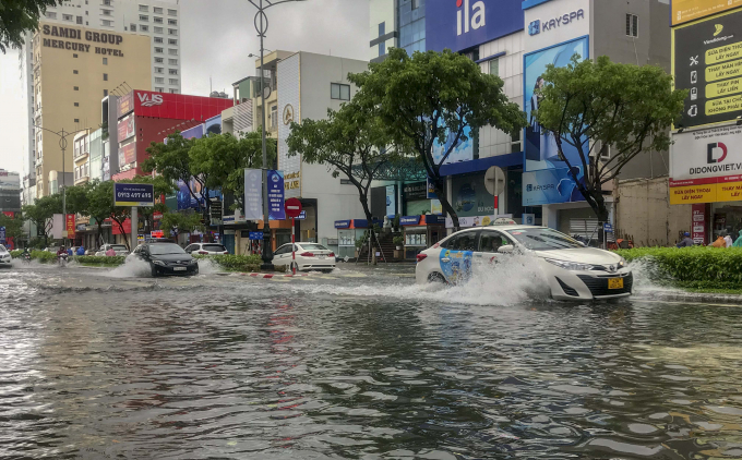 Ảnh hưởng bão số 6, Đà Nẵng tiếp tục cho học sinh, sinh viên nghỉ học