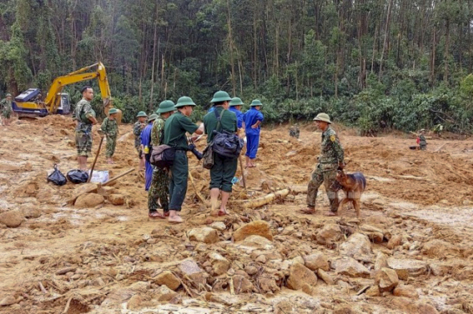 Vị trí đoàn cứu hộ gồm 13 cán bộ, chiến sĩ mất tích tại Tiểu khu 67 đã được tìm thấy