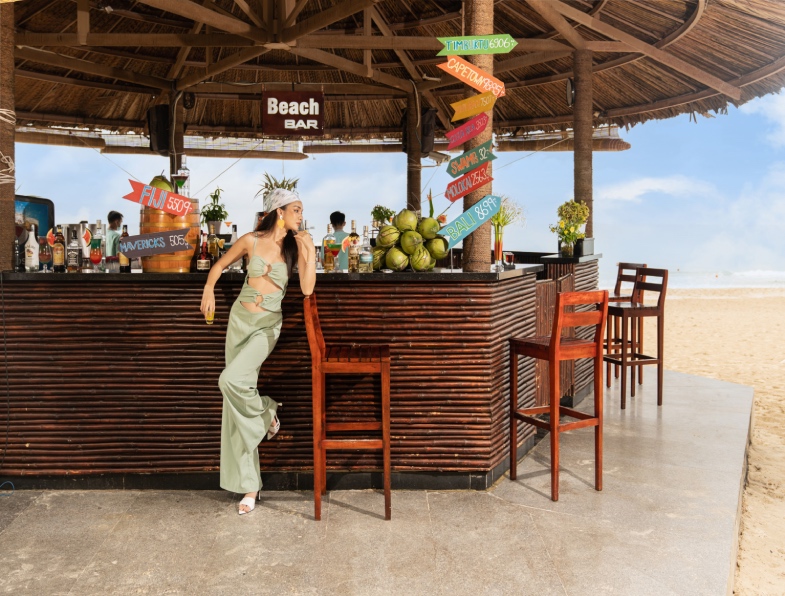 Beach Club trên bãi biển