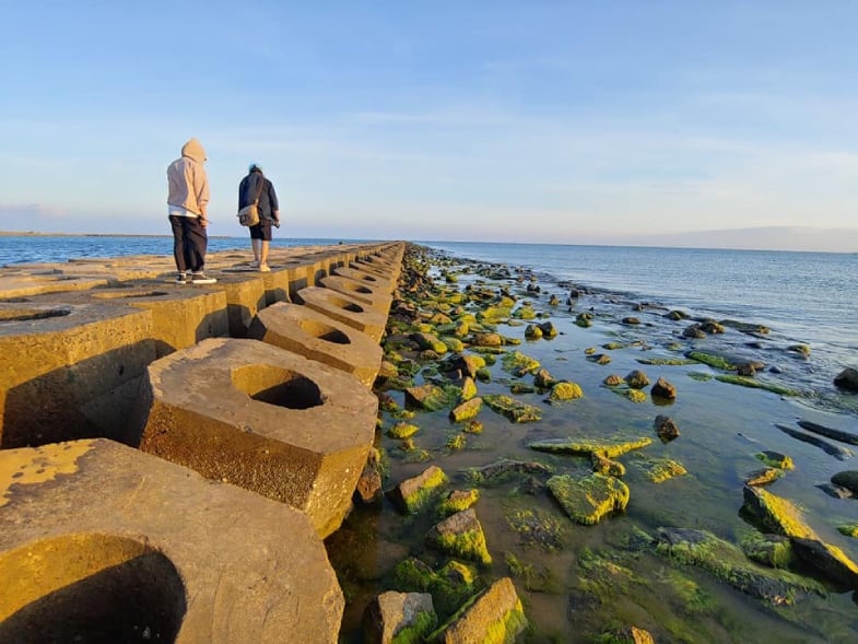 Du lịch biển Ninh Những