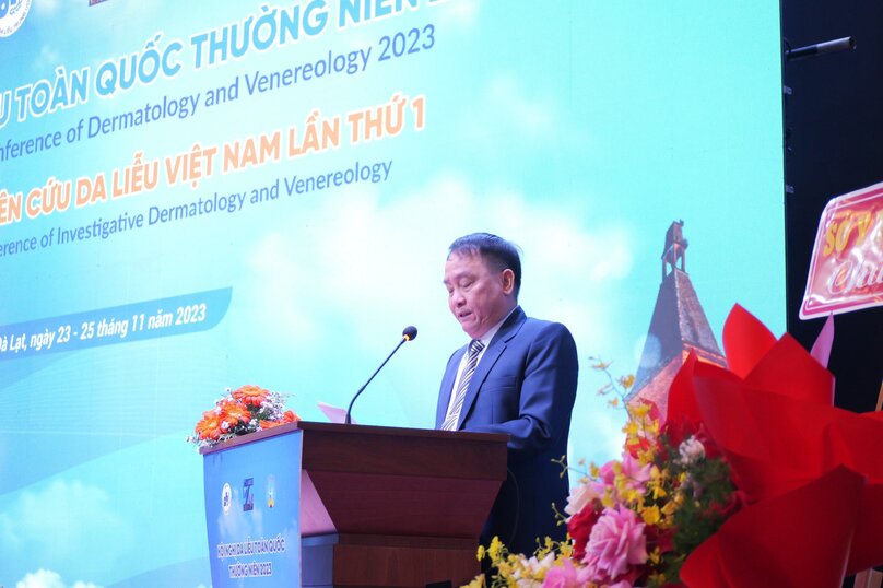 BSCKII Trịnh Văn Quyết – Phó Giám đốc Sở Y tế tỉnh Lâm Đồng phát biểu chào mừng Hội nghị