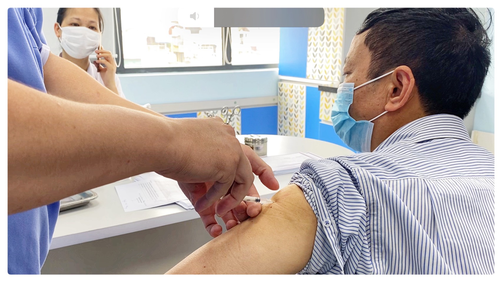 PGS.TS Nguyễn Văn Thường – Giám đốc Bệnh viện tiêm chủng vắc xin phòng COVID-19 chiều ngày 18/5
