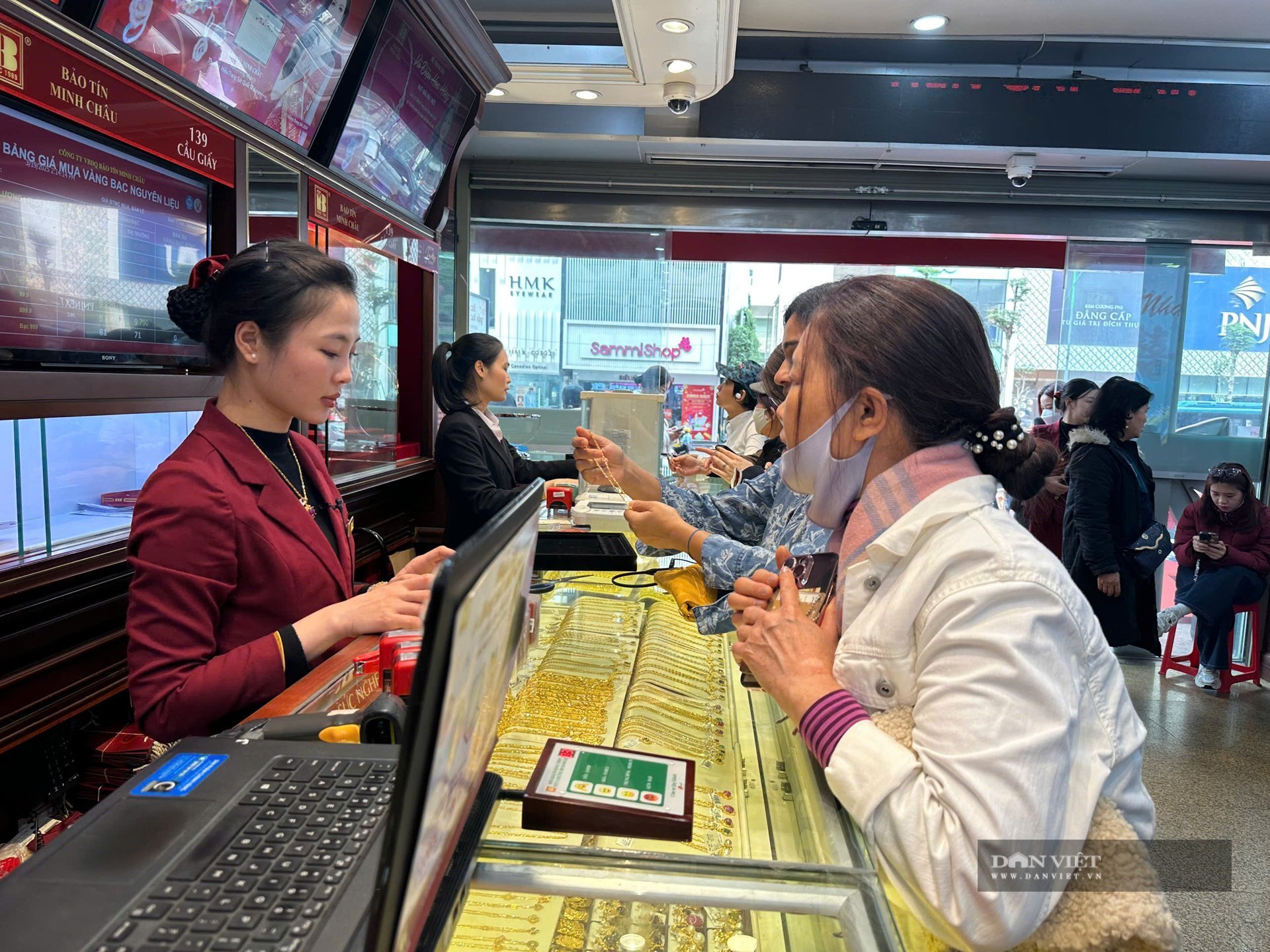 Giá vàng trong nước cao kỷ lục: Ngân hàng Nhà nước lý giải nguyên nhân 'then chốt', sẽ tăng thanh tra hoạt động kinh doanh vàng