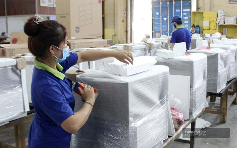 Mỹ tạm hoãn thuế đối ứng, doanh nghiệp gỗ nửa mừng nửa lo