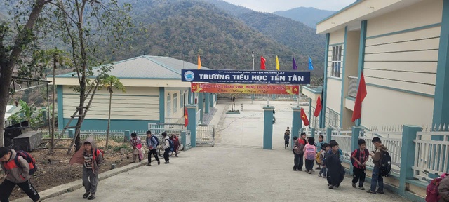 Trường tiểu học Tén Tằn báo cáo gì vụ học sinh bị thương 'vùng kín'?- Ảnh 2.