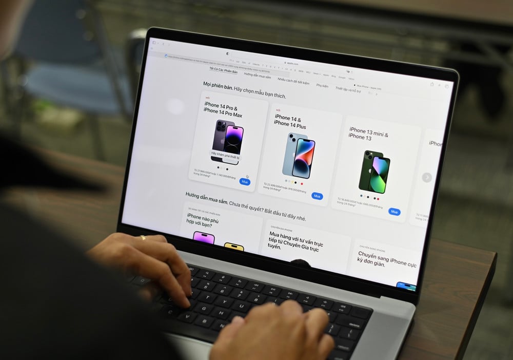 Ai cũng phải bán hàng online: Hàng của Apple thu về hơn 1.700 tỷ đồng từ các sàn, Samsung, Xiaomi cũng 'bỏ túi' hàng trăm tỷ đồng- Ảnh 1.