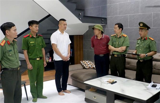 Khởi tố HLV tại Nghệ An chiếm đoạt 200 triệu đồng từ học trò