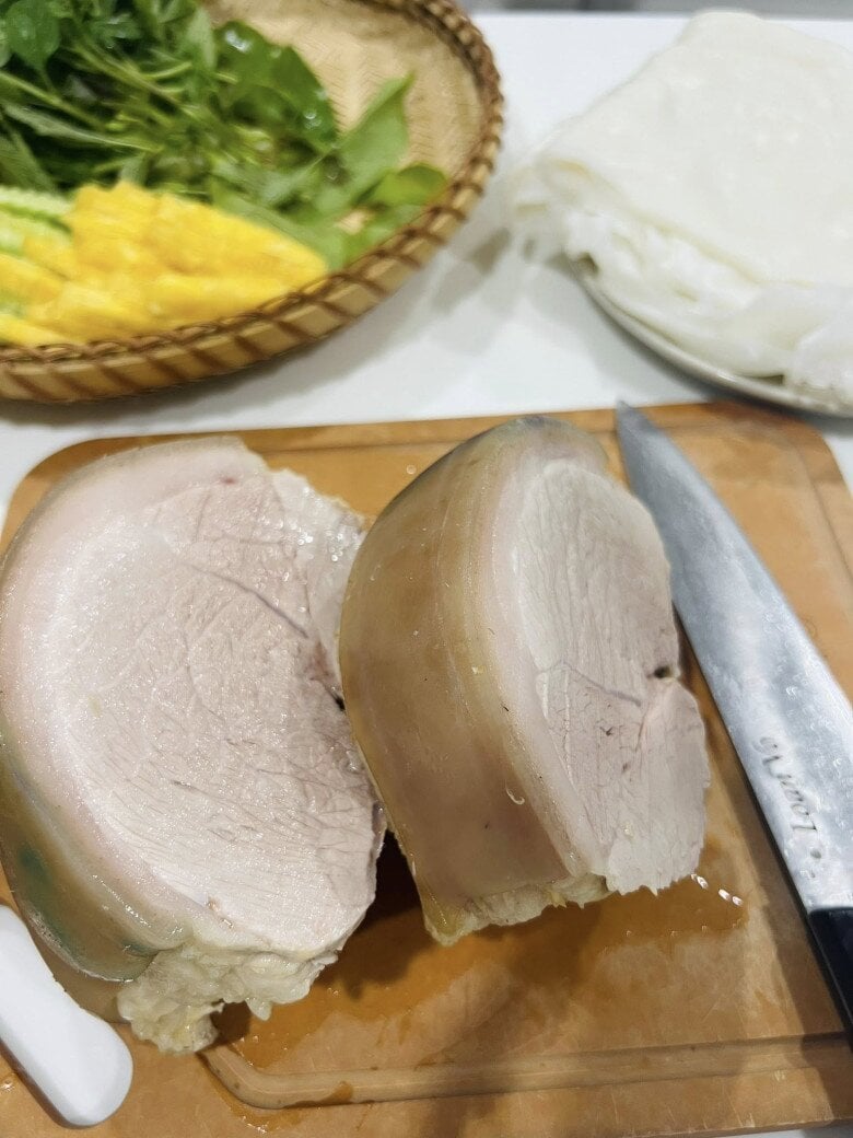 Nghỉ lễ, mẹ đảm Sài Gòn làm mẹt cuốn siêu hấp dẫn nhâm nhi cực đã, ai bí món tham khảo ngay! - 3