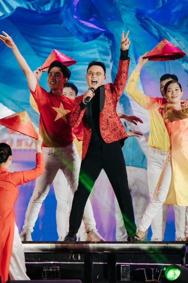 Nam ca sĩ điển trai quê Nam Định lấy tiểu thư nhà đại gia miền Tây sau 19 năm có cuộc sống ra sao?- Ảnh 5.