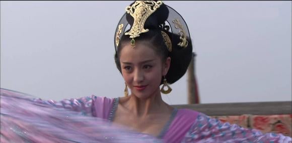 Lịch sử Trung Hoa, lịch sử Trung Quốc, Triệu Phi Yến, Triệu Hợp Đức, Hán Thành Đế