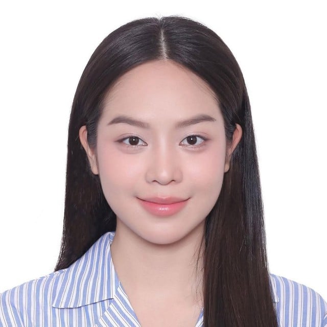 Ảnh thẻ 'gây bão' của Hoa hậu Việt Nam quê Đà Nẵng- Ảnh 1.