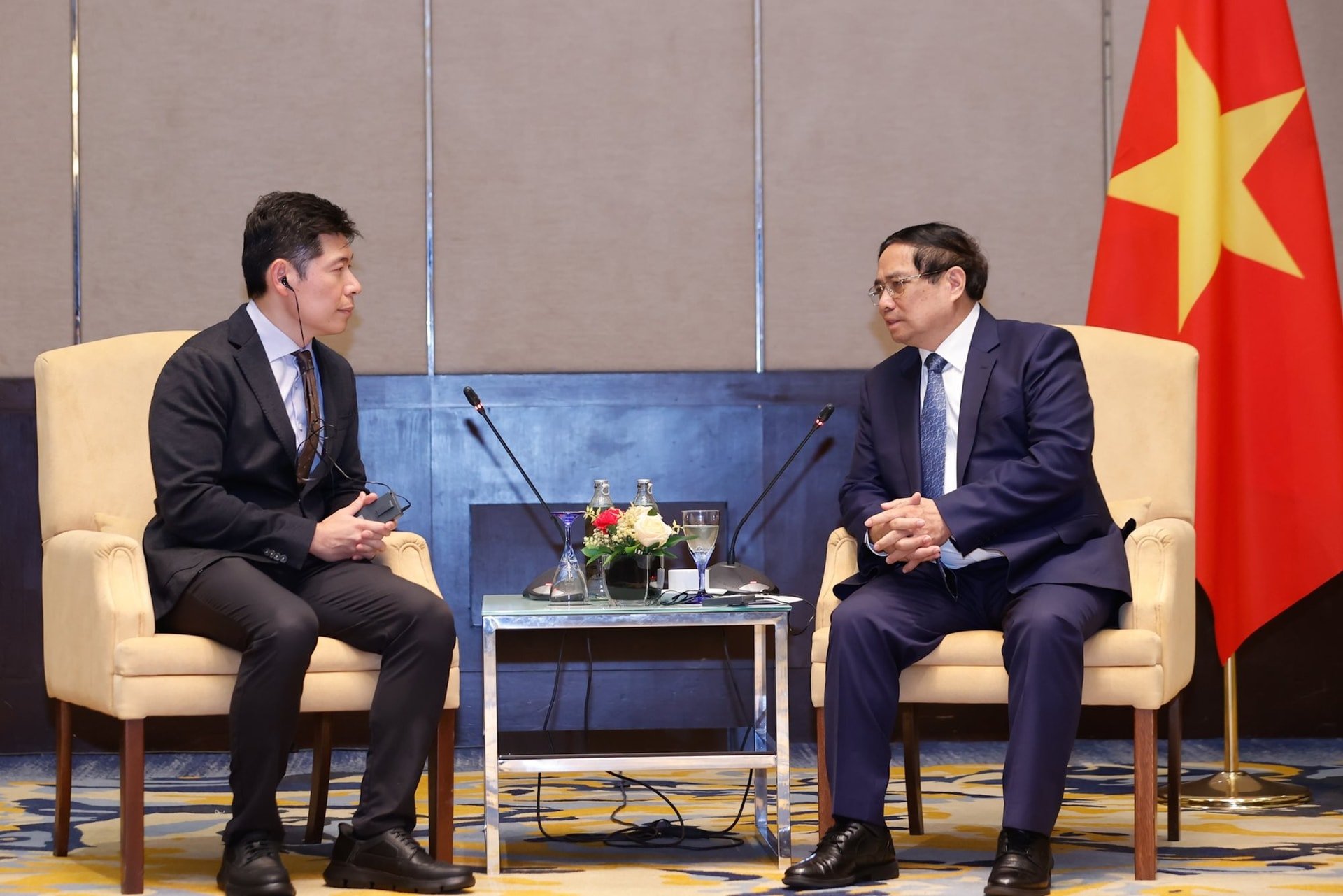 CEO Grab muốn hợp tác với Chính phủ thúc đẩy một việc được VN đặc biệt quan tâm, Thủ tướng đề nghị gì?- Ảnh 1.