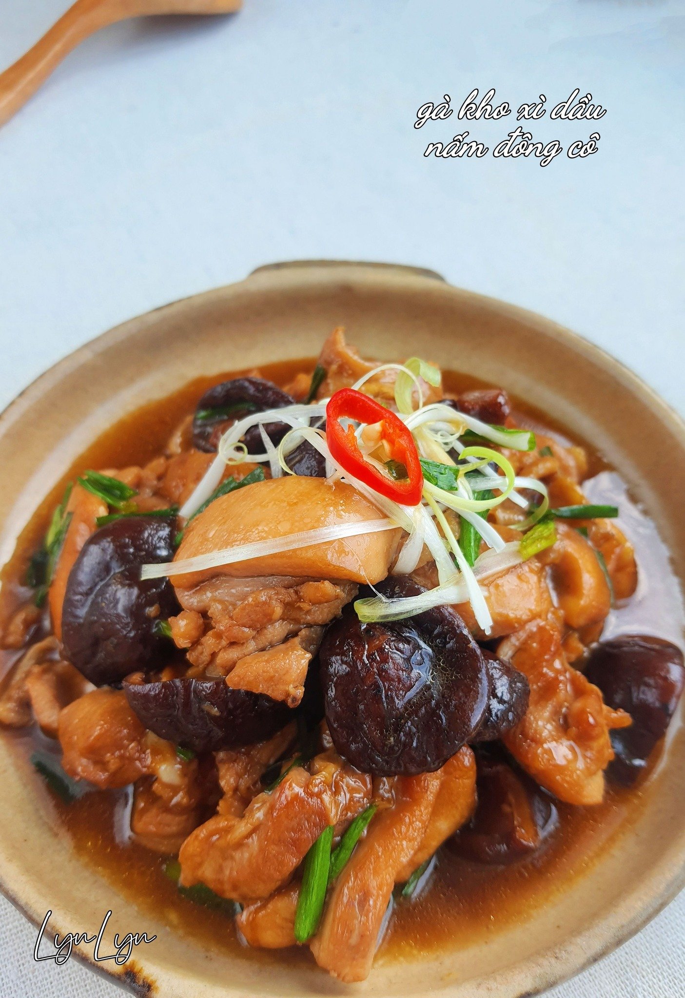 Loại thịt rẻ hơn thịt bò, thơm hơn thịt cừu, ăn vào bổ phổi, tốt xương, kho với nấm thành món ngon cực phẩm