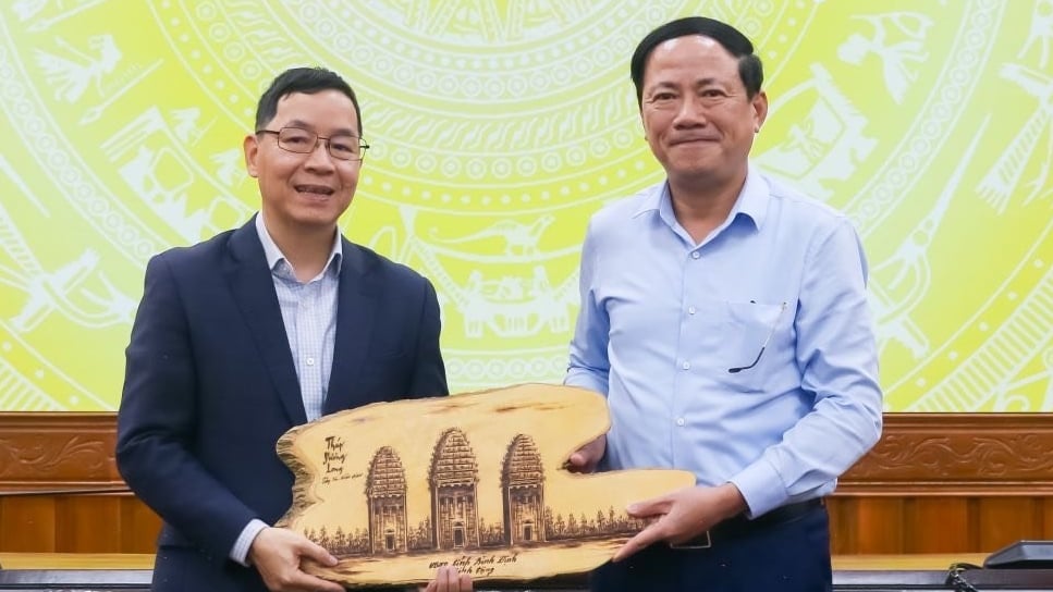 Chủ tịch Bình Định kỳ vọng hợp tác với Fulbright để nâng cao năng lực cạnh tranh, cải thiện môi trường đầu tư