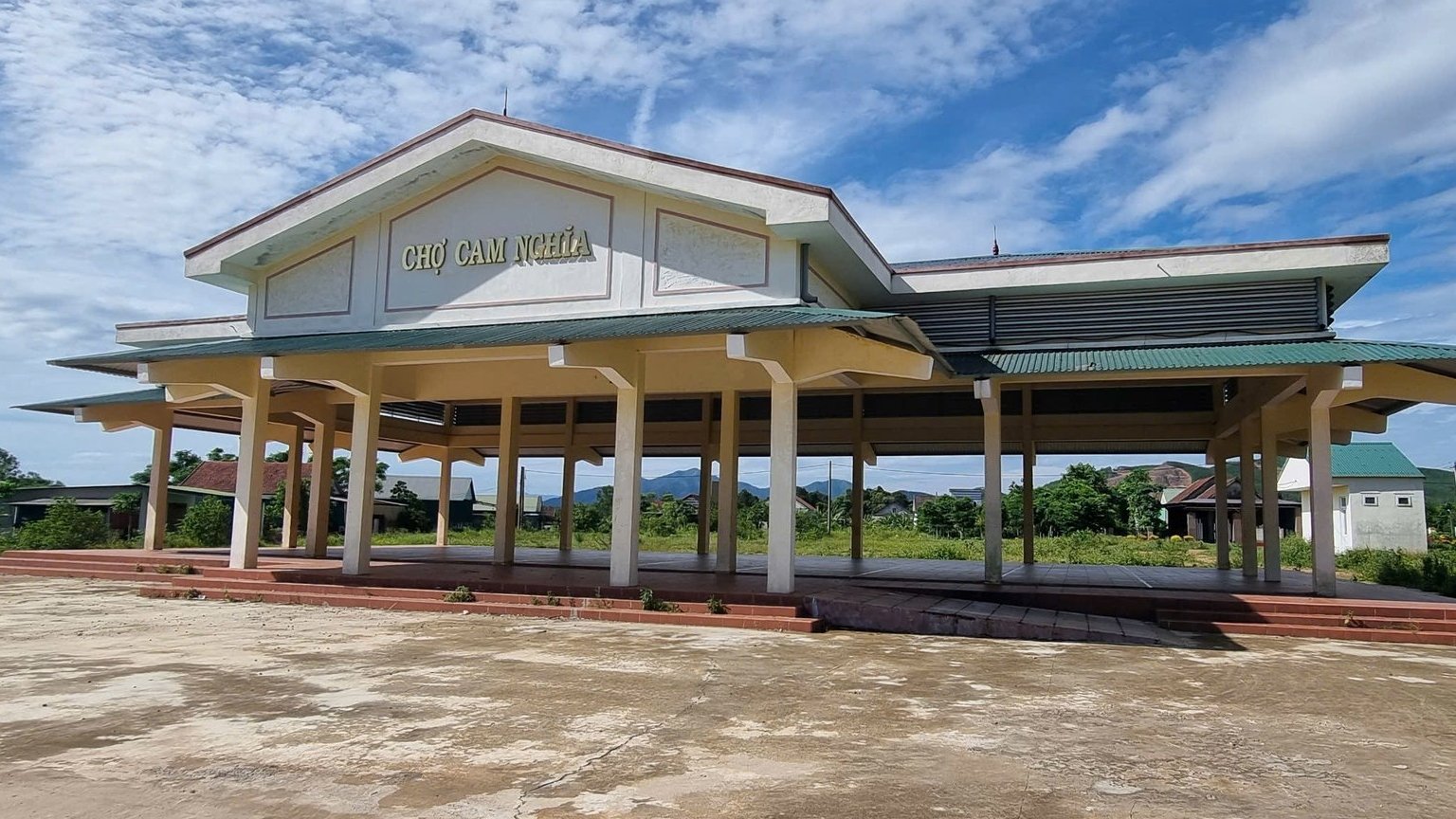 Hàng loạt chợ tiền tỷ xây xong rồi 'bỏ hoang' suốt thời gian dài, gây lãng phí lớn tại Quảng Trị