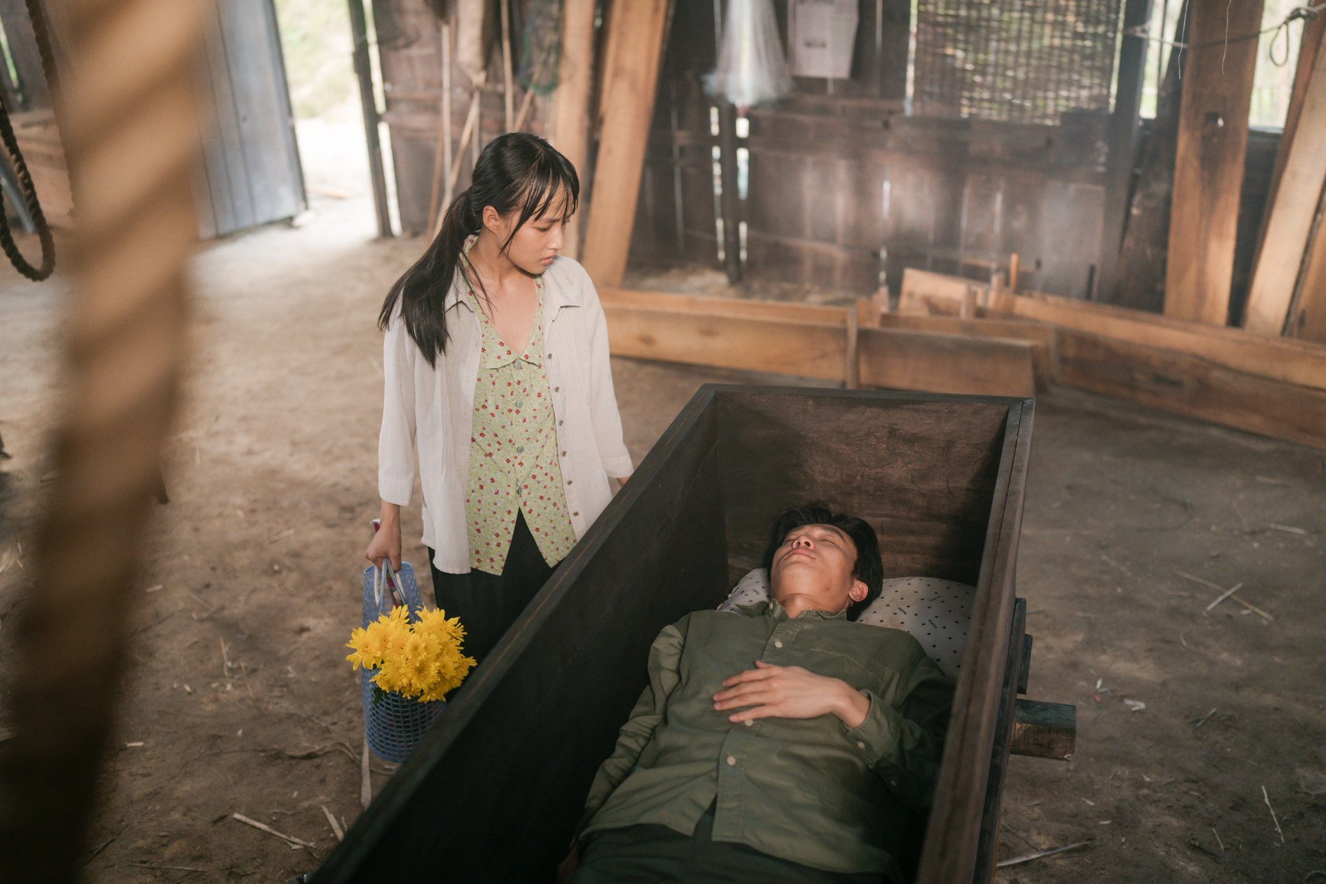'Tổng tài ngoài đời thật' độc thân ở tuổi 37 kể về nỗi sợ hãi khi nằm trong quan tài