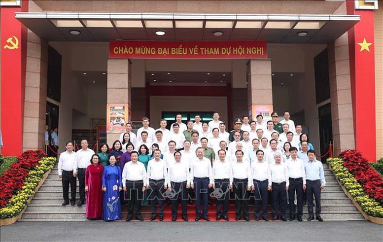 Tổng Bí thư Tô Lâm: Thành phố Hồ Chí Minh hướng tới tầm vóc mới là 'siêu đô thị quốc tế' của Đông Nam Á- Ảnh 4.