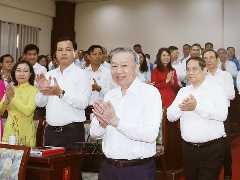 Tổng Bí thư Tô Lâm: Thành phố Hồ Chí Minh hướng tới tầm vóc mới là 'siêu đô thị quốc tế' của Đông Nam Á