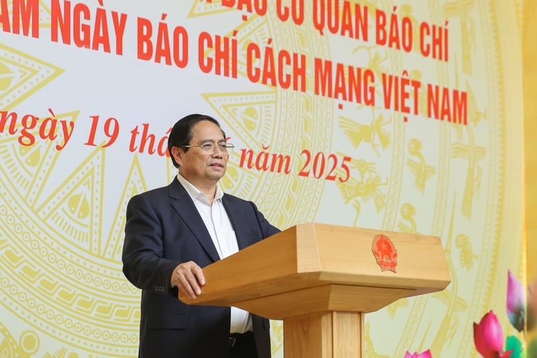 Thủ tướng: Báo chí cách mạng tiếp tục phát huy truyền thống trăm năm với 'tâm sáng - lòng trong - bút sắc'- Ảnh 7.
