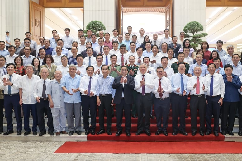 Thủ tướng Phạm Minh Chính: Báo chí cách mạng tiếp tục phát huy truyền thống trăm năm với 'tâm sáng - lòng trong - bút sắc'