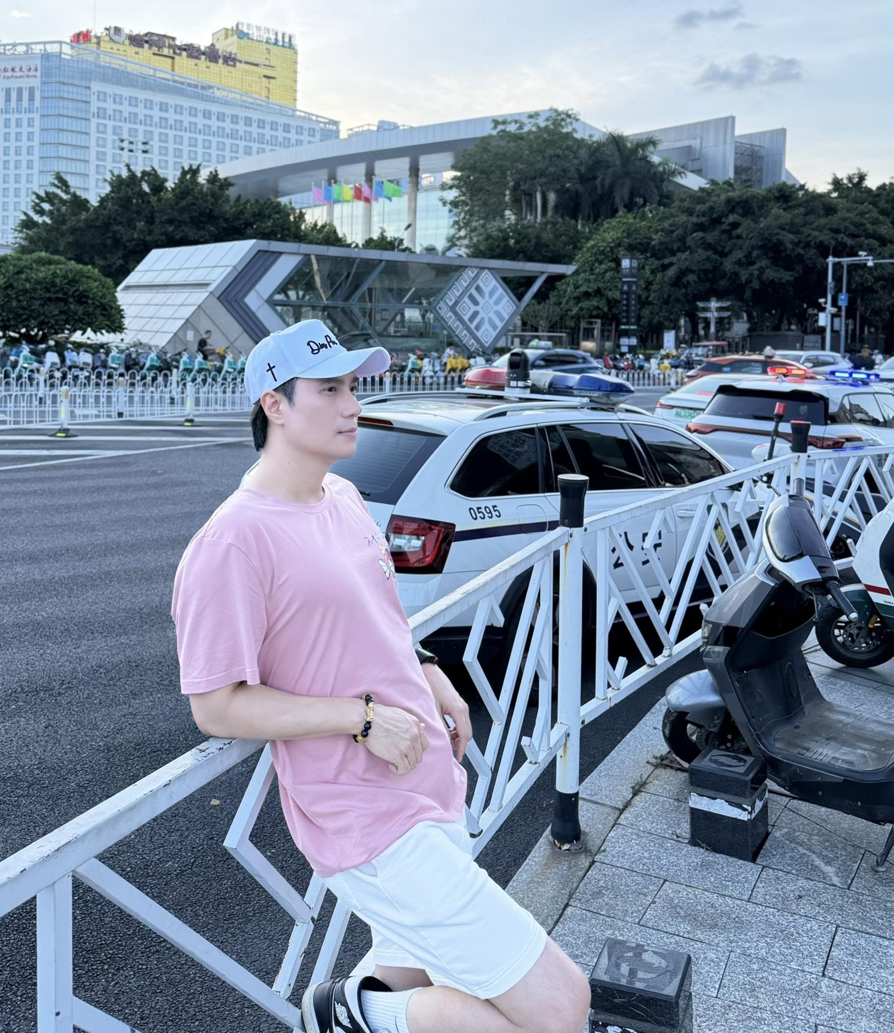 Nghệ sĩ Ưu tú Việt Anh không thể quay đầu, 'sẽ đưa sự việc ra ánh sáng để mọi người cùng biết'