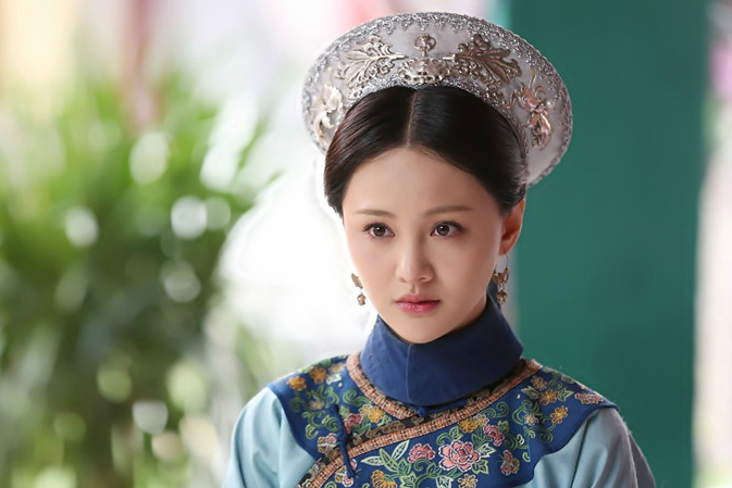 Phi tần tỏa hương thơm của Hoàng đế Khang Hi: Xuất thân thấp kém nhưng được sủng ái ngày đêm và sự thật sau lời mắng 