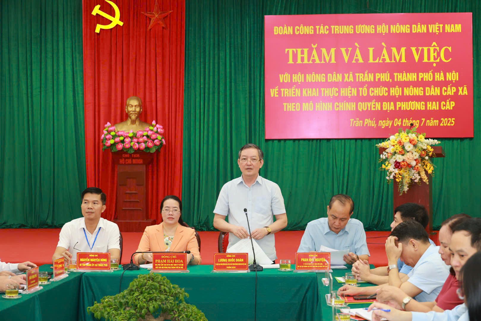  Chủ tịch Hội Nông dân Việt Nam Lương Quốc Đoàn làm việc tại xã Trần Phú, TP Hà Nội: Hội phải xác định được hoạt động mang 'màu sắc', thế mạnh riêng