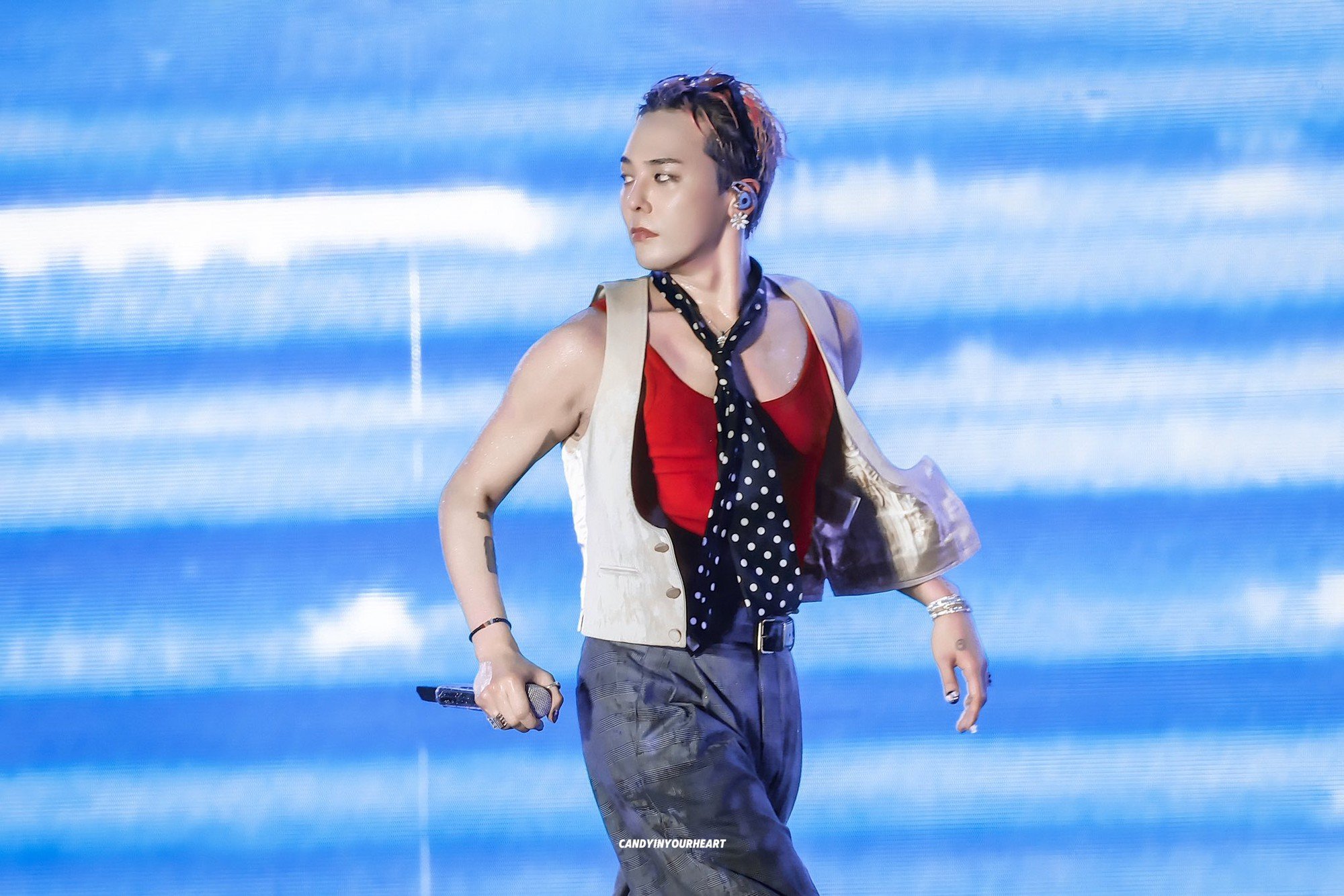 Chuyện gì đang diễn ra? Các thương hiệu gà rán, cà phê đồng loạt chi tiền khủng để làm concert- Ảnh 3.
