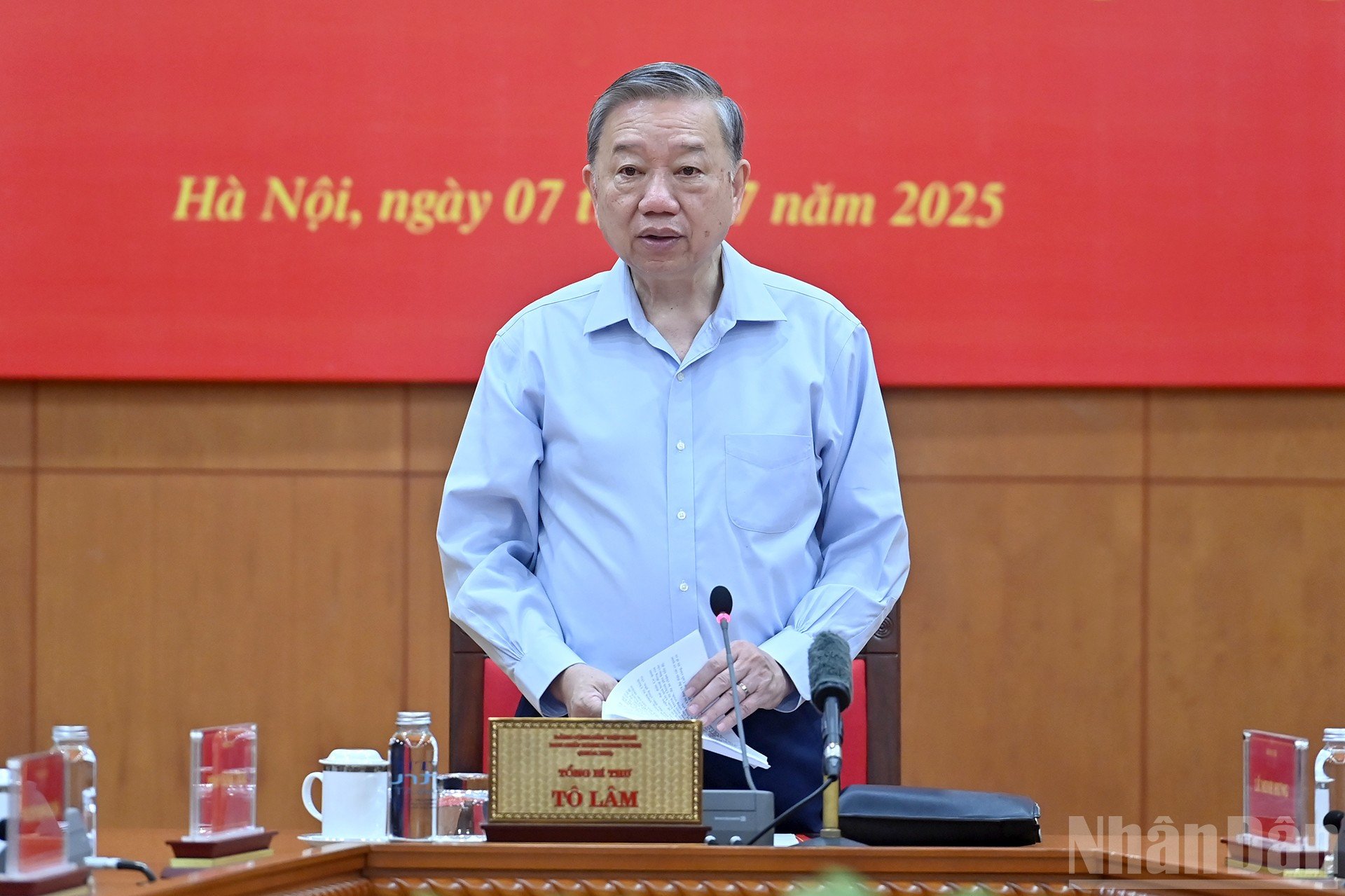 ndo_br_a2-bnd-2396.jpg