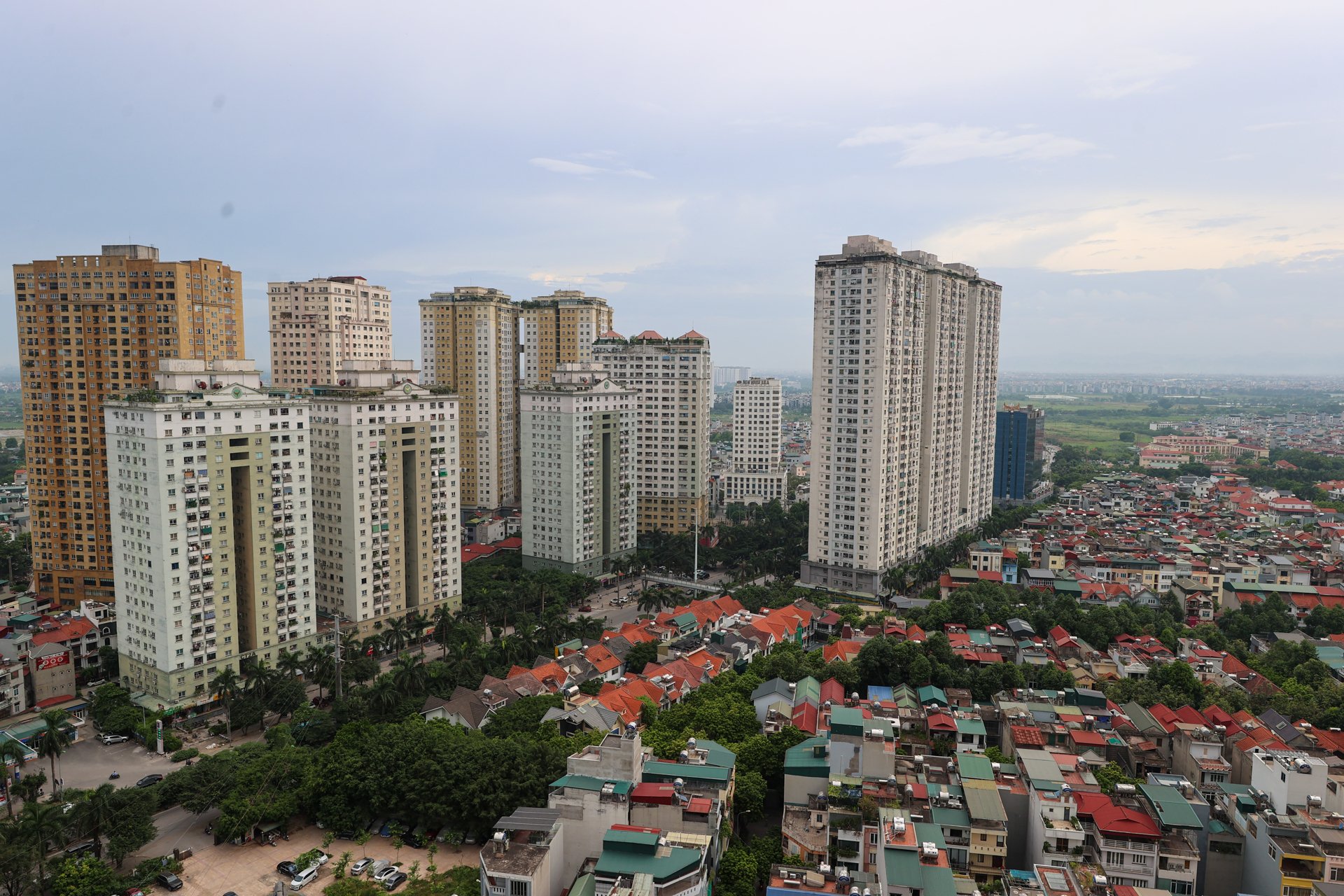 “Siêu phường” nào có dân số đông nhất Hà Nội, mật độ gấp gần 3 lần Singapore? 