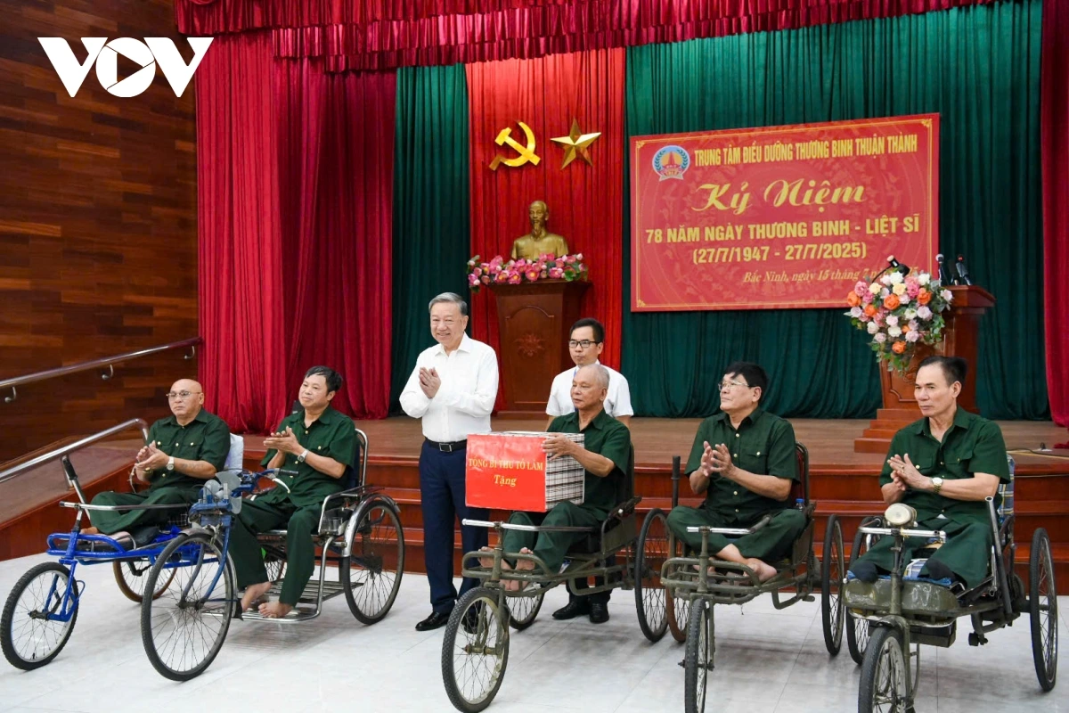 tong bi thu to lam nguoi co cong voi cach mang la tai san quy bau cua dan toc hinh anh 3