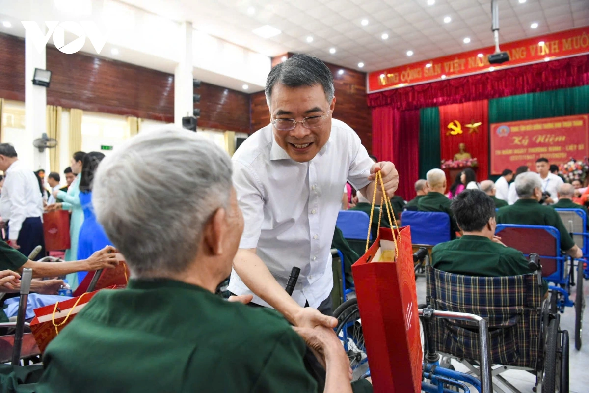 tong bi thu to lam nguoi co cong voi cach mang la tai san quy bau cua dan toc hinh anh 5