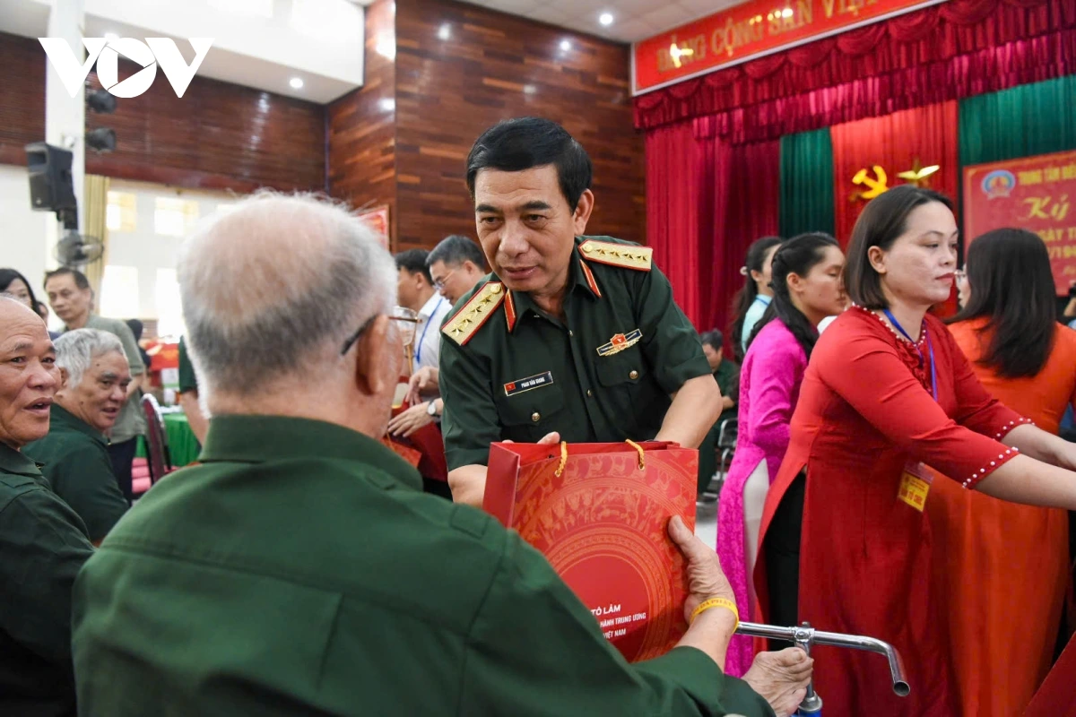 tong bi thu to lam nguoi co cong voi cach mang la tai san quy bau cua dan toc hinh anh 6