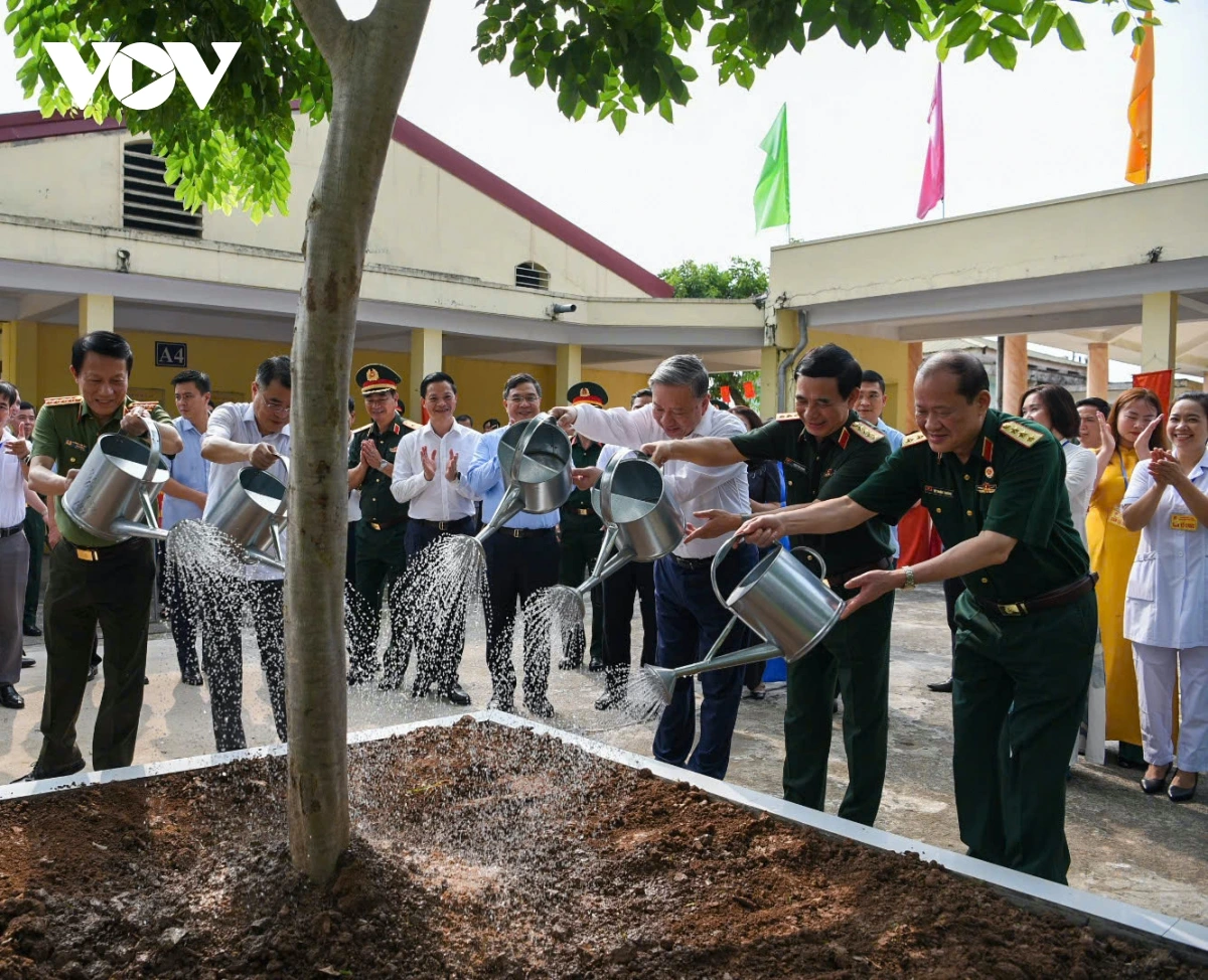 tong bi thu to lam nguoi co cong voi cach mang la tai san quy bau cua dan toc hinh anh 9
