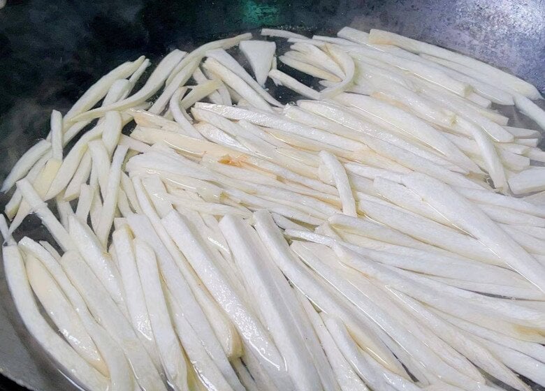 Rau này được coi là “vua tăng cường miễn dịch”, có thể bổ sung 18 loại axit amin, xào hay kho đều hấp dẫn, tốn cơm - 8