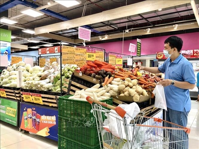 Tiếp thị thay đổi thế nào khi túi tiền người tiêu dùng “eo hẹp”?
