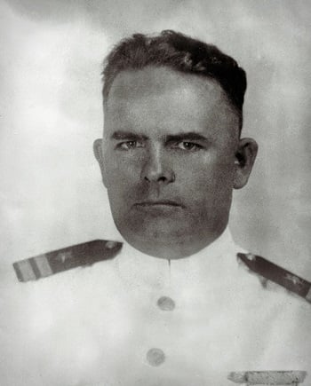 2-trung úy walton pendleton.jpg -0
