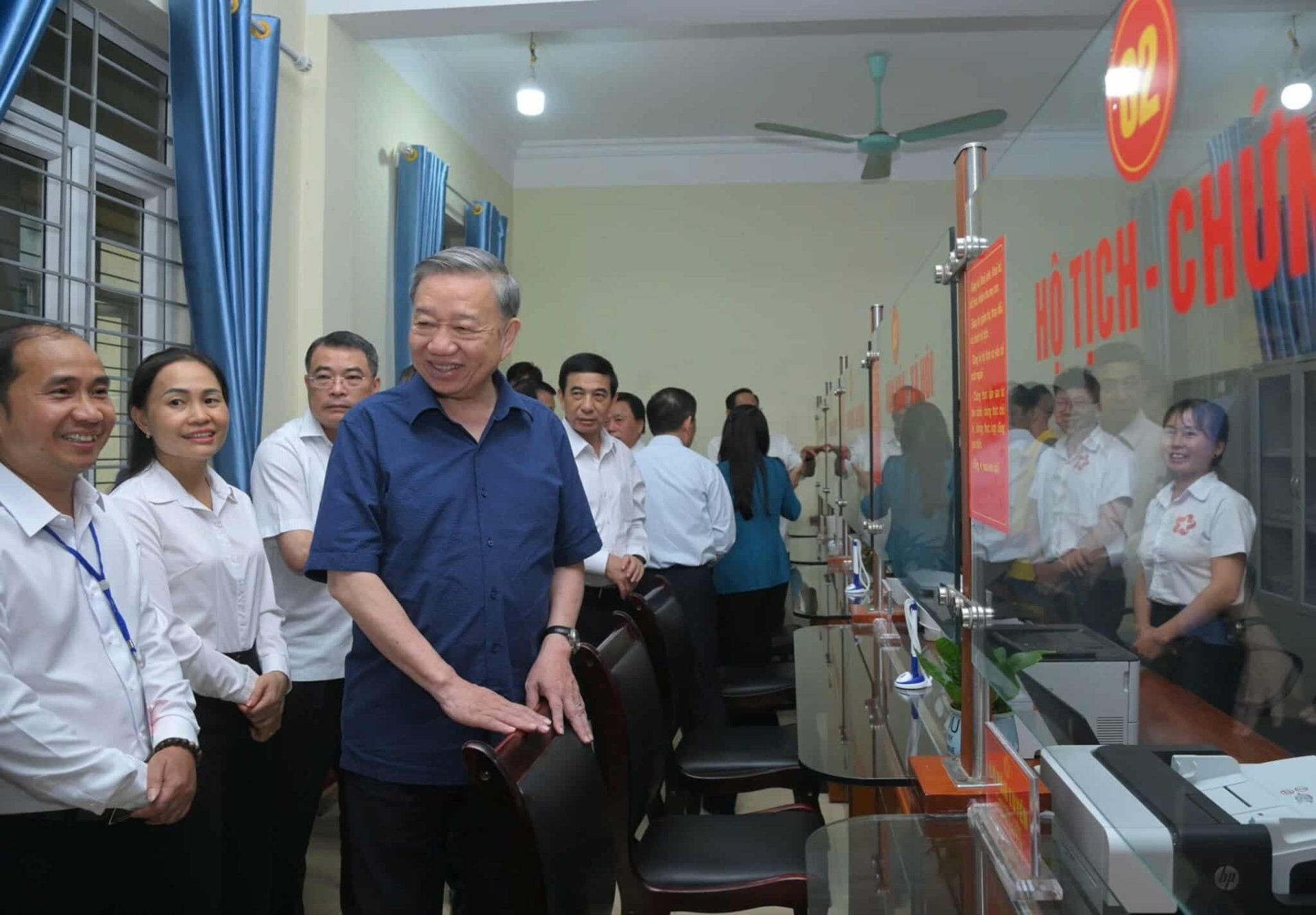 Tổng Bí thư Tô Lâm: Người dân có thu nhập cao, đời sống ổn định mới yên tâm bảo vệ biên cương