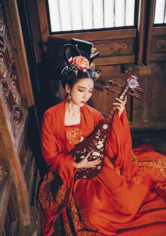 Mỹ nhân thê thảm nhất thời Bắc Tề: Chết trên bàn tiệc, là phi tử đầu tiên trong lịch sử Trung Hoa bị Hoàng đế rút xương làm đàn tì bà - Ảnh 2.