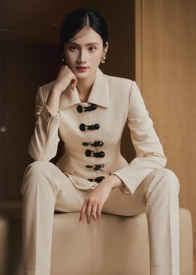 Hoa hậu Ý Nhi rời showbiz- Ảnh 2.
