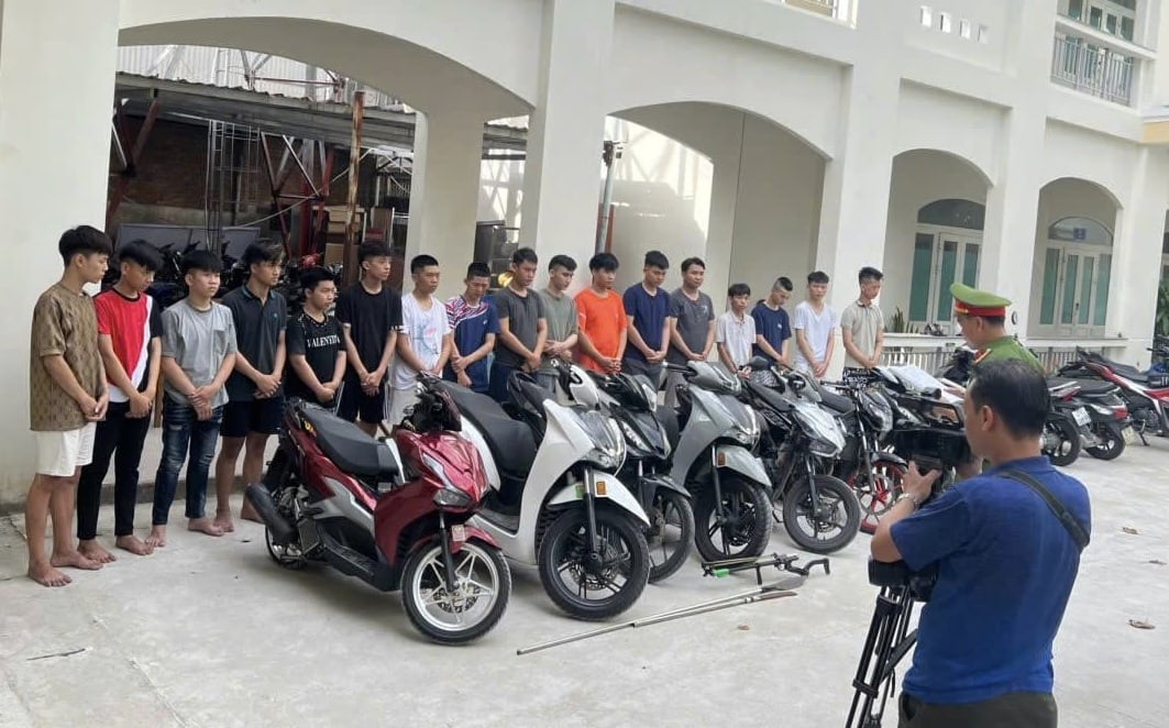 Đà Nẵng: Khởi tố 14 thanh thiếu niên mang hung khí đi gây rối trong đêm