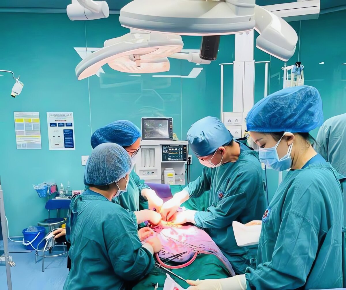 Người phụ nữ ‘phát hoảng’khi phát hiện khối u xơ tử cung tương đương thai 5 tháng - Ảnh 1.